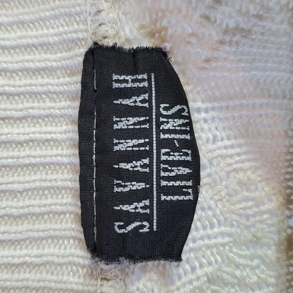 Savannah Live In sweater/dress.‎ - Picture 3 of 7